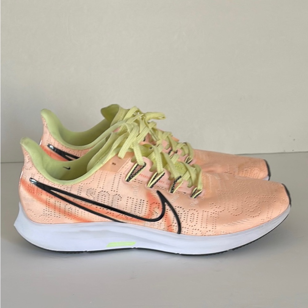 Women's NIKE AIR ZOOM PEGASUS 36 PRM Orange Trainers AV6259 800 Size 11